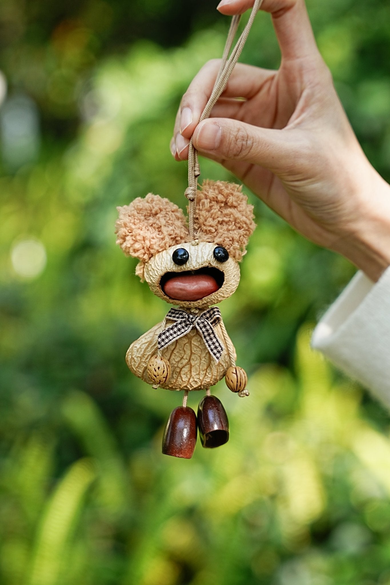 "The Chatterbox" - Funny Big-Mouth Nut Shell Doll with Fuzzy Ears